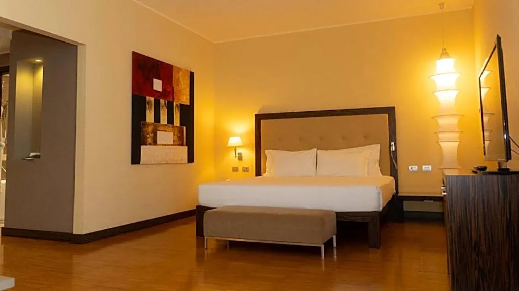 JUNIOR SUITE STANDARD Room, Cruise, Milan