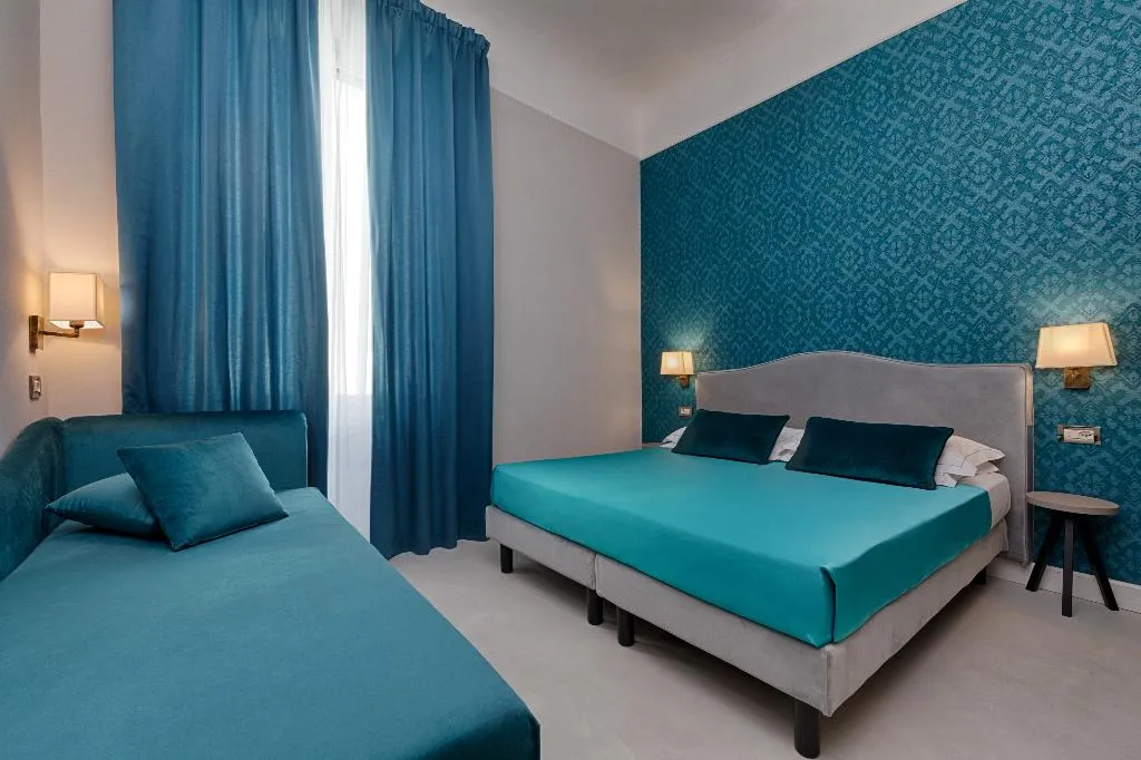 DOUBLE SUPERIOR Room, Maxim Axial, Florence