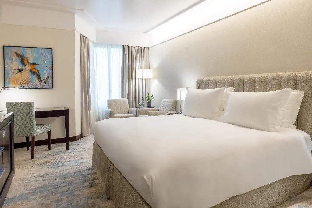 DOUBLE QUEEN SIZE BED Room, Crowne Plaza Porto, Porto