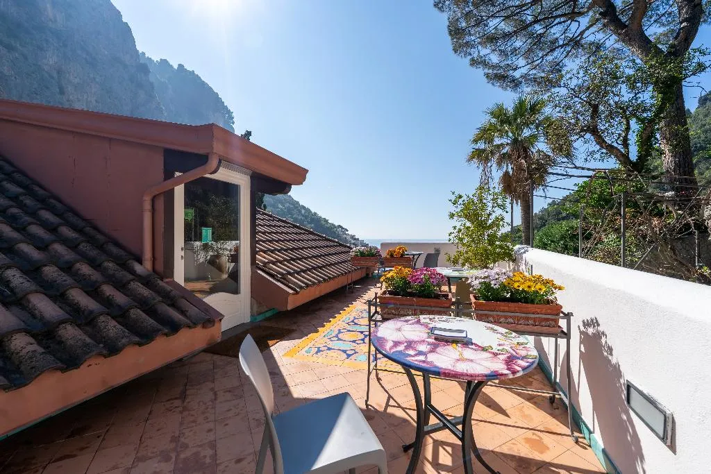 JUNIOR SUITE STANDARD Room, Hotel Villa Annalara, Naples