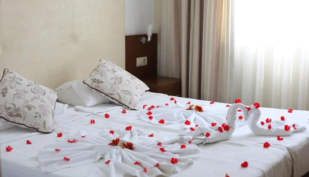 FAMILY ROOM STANDARD Room, Risus Hotel Side, Antalya