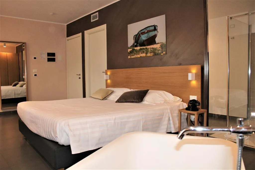 DOUBLE DELUXE Room, Casena Dei Colli Sure Hotel Collection by BW, Palermo
