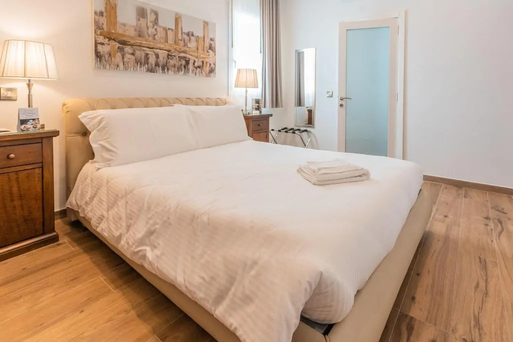Double or Twin COMFORT Room, Palazzo Violetta, Malta