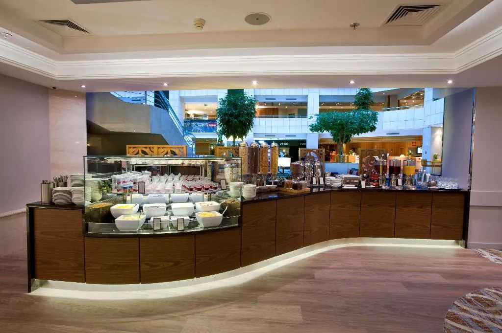 Restaurant, Hilton Prague Atrium, Prague