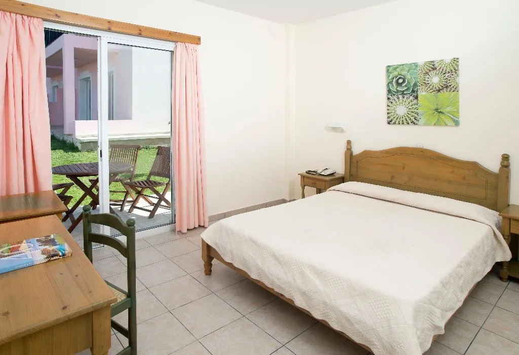 SINGLE STANDARD Room, Akamanthea Holiday Village, Cyprus