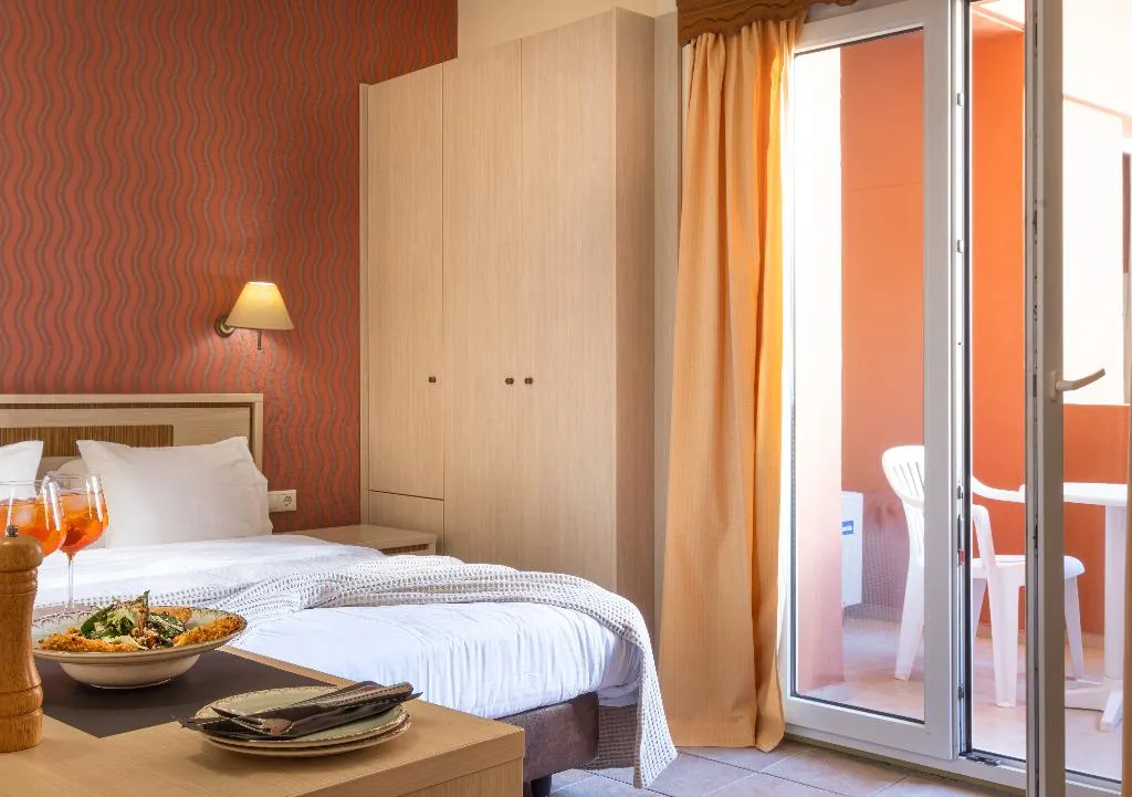 Double or Twin GARDEN VIEW Room, Samos City Hotel, Samos