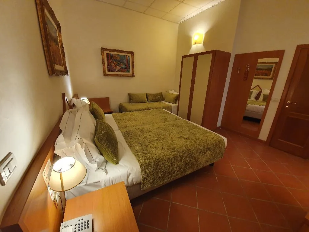 TRIPLE COMFORT Room, Maxim Axial, Florence
