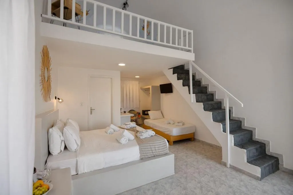 Room, Aspro Phos, Santorini