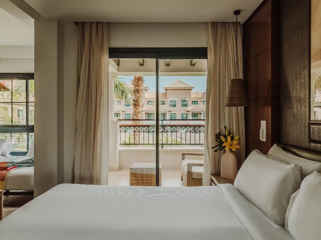 FAMILY ROOM DELUXE Room, Gran Melia Palacio de Isora, Tenerife