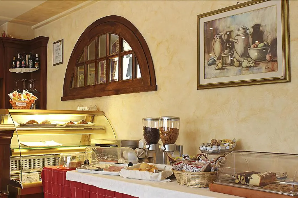 Restaurant, Il Focolare Hotel, Perugia