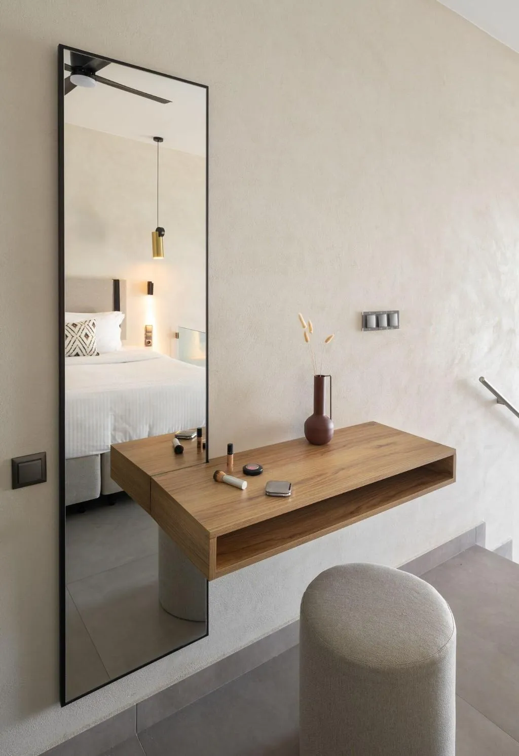 Room, Akrotiri Olympus Luxury Suites, Thessaloniki
