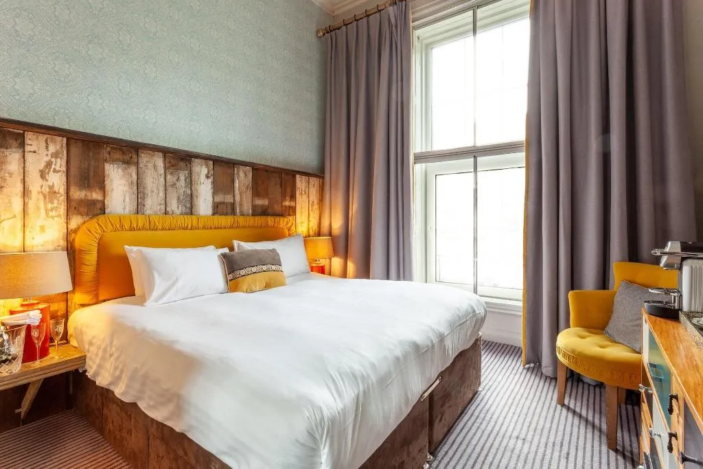 DOUBLE STANDARD Room, House Dublin, Dublin
