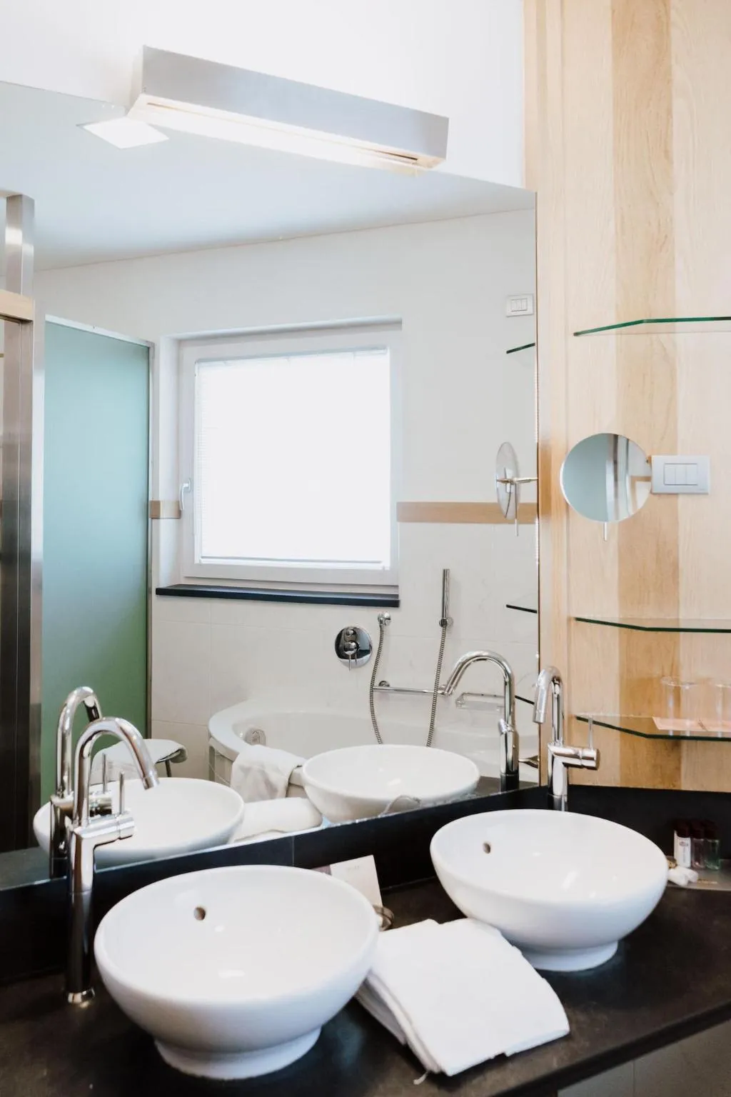 DOUBLE DELUXE Room, Lac Salin Spa & Mountain Resort, Milan