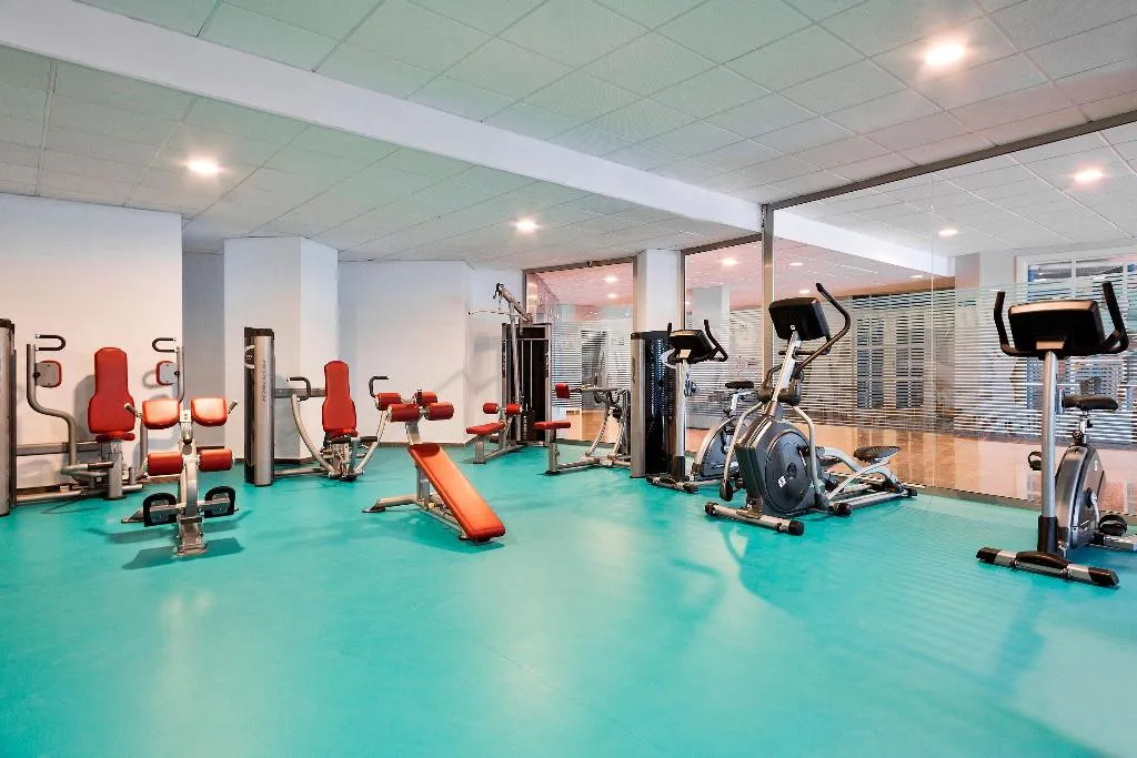 Sports and Entertainment, Best Negresco, Costa Dorada