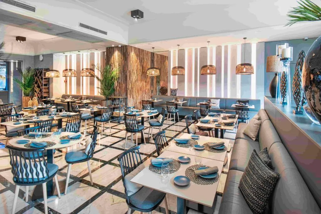 Restaurant, Salles Hotel Pere IV, Barcelona