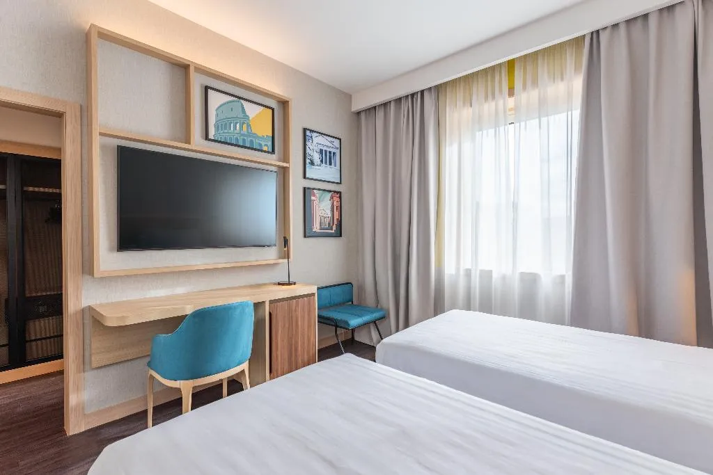 TWIN STANDARD Room, Hilton Garden Inn Rome Colosseum, Rome