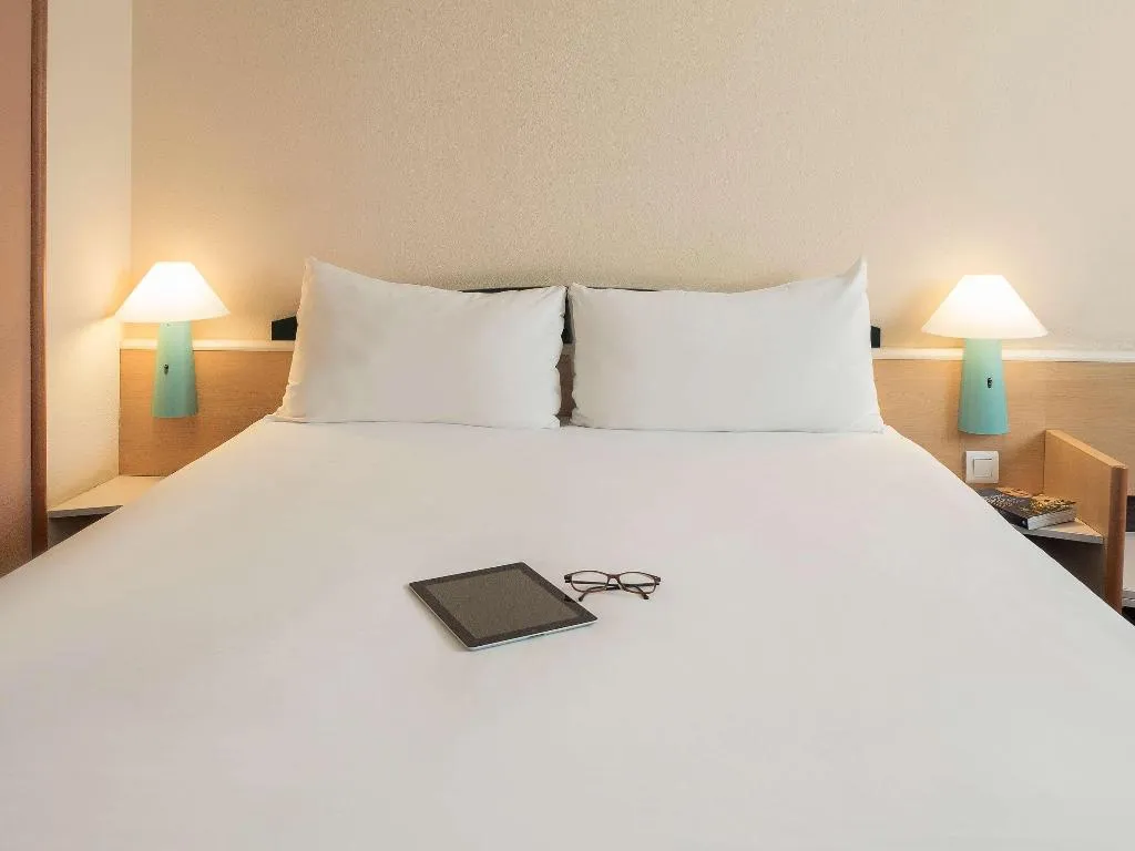 DOUBLE WITH DOUBLE BED Room, Ibis Madrid Getafe, Madrid