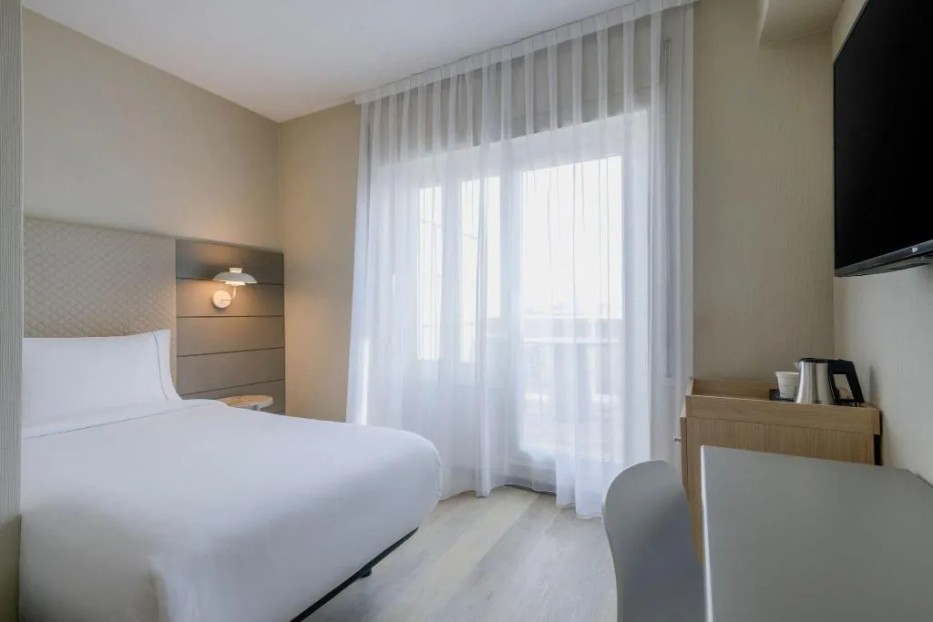 Room, AC Madrid Carlton, Madrid