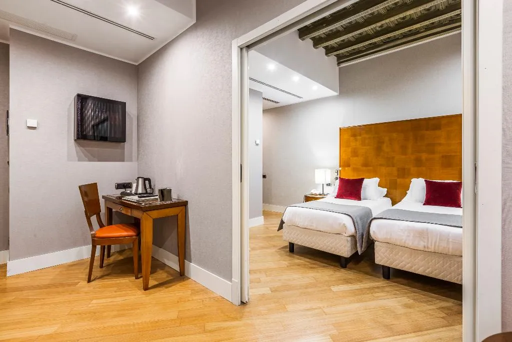JUNIOR SUITE STANDARD Room, Delle Nazioni, Rome
