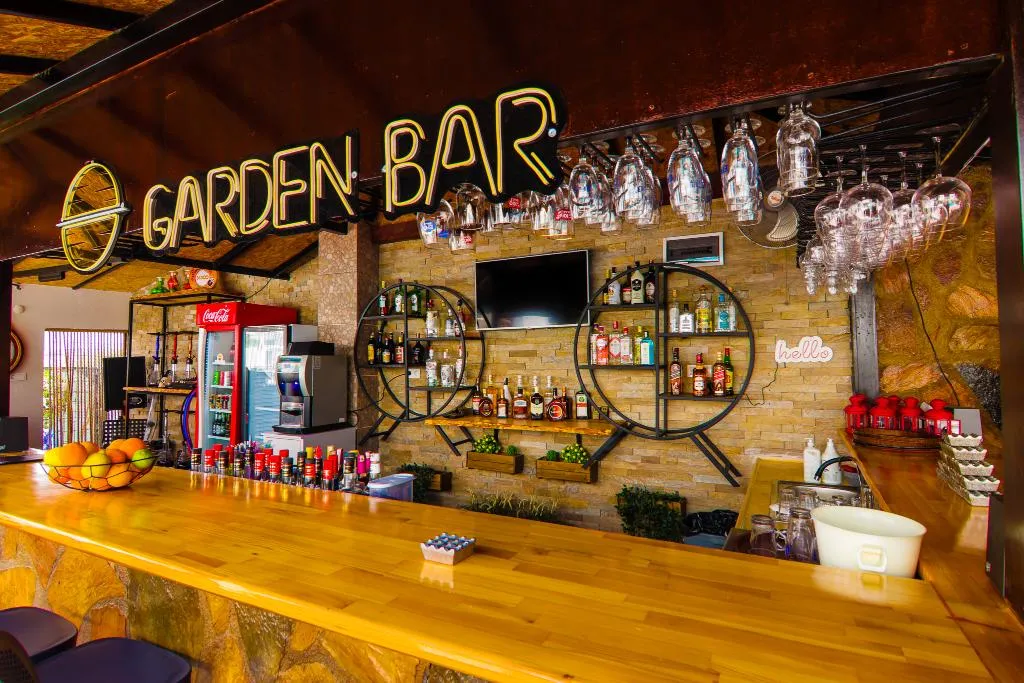 Bar, New Garden, Antalya