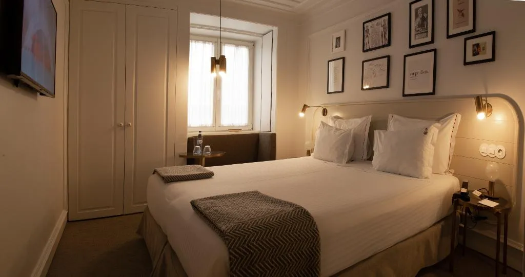 DOUBLE BASIC Room, Lisboa Pessoa Hotel, Lisbon