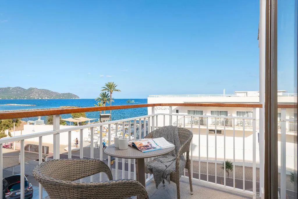 Double or Twin SIDE SEA VIEW Room, Hotel Atolon & Kaafu Beach Club, Majorca
