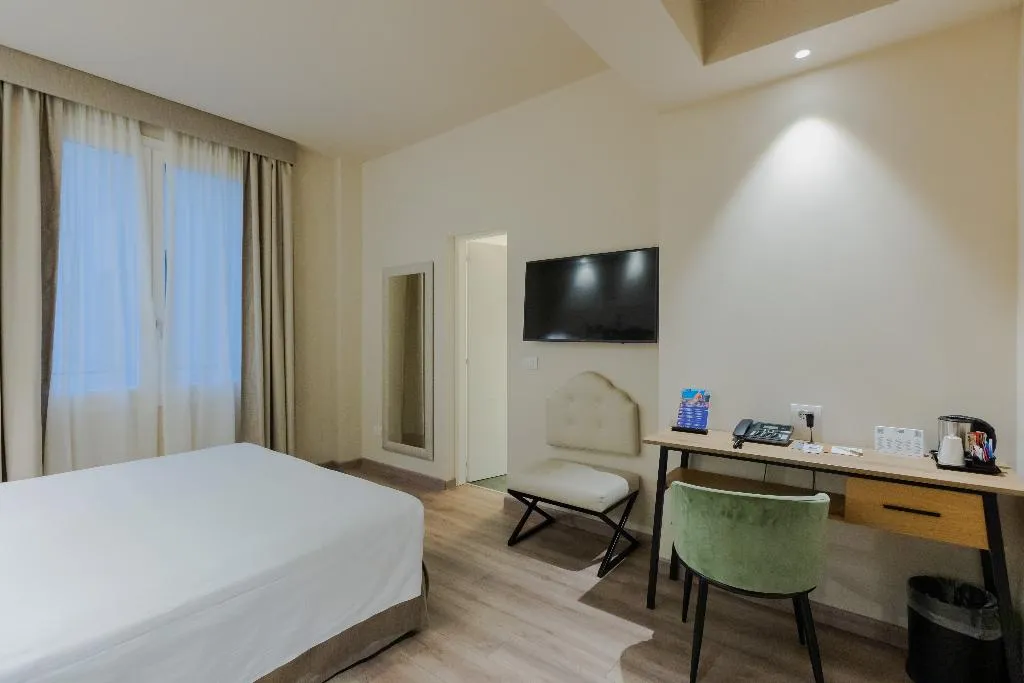 DOUBLE EXECUTIVE Room, Grand hotel Mediterraneo, Florence