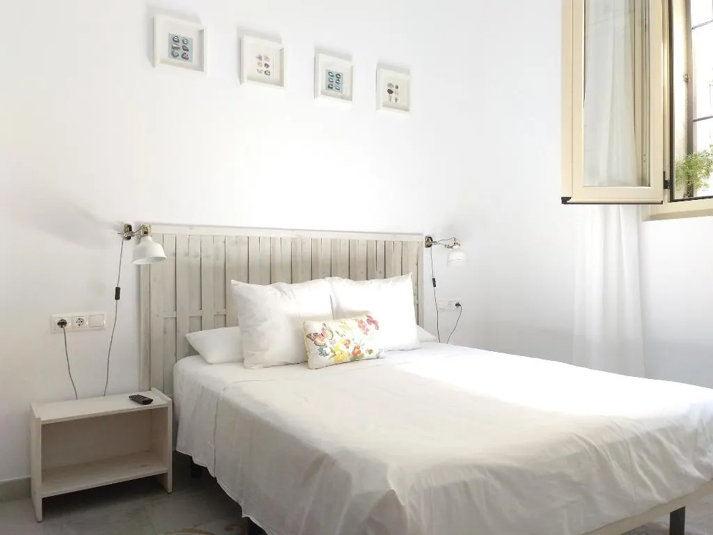Room, La Siesta Málaga Guesthouse, Costa Del Sol