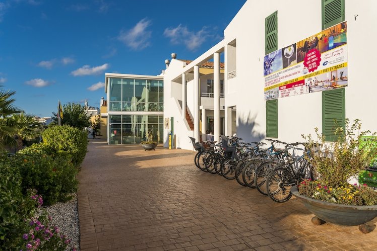 Cales de Ponent Apartamentos, Menorca