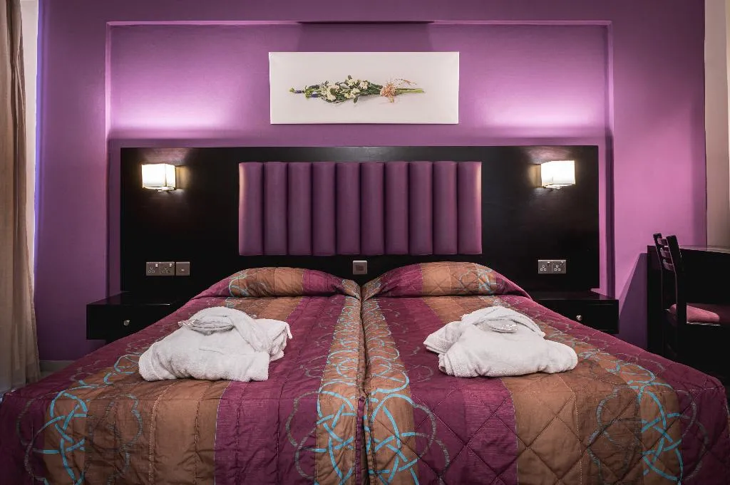 STUDIO SUPERIOR Room, Kefalos Damon Hotel Apts, Cyprus
