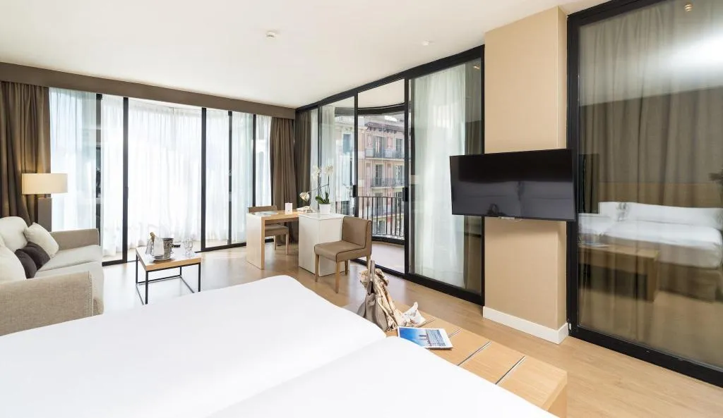 DOUBLE SINGLE USE EXECUTIVE Room, Guitart Grand Passage, Barcelona
