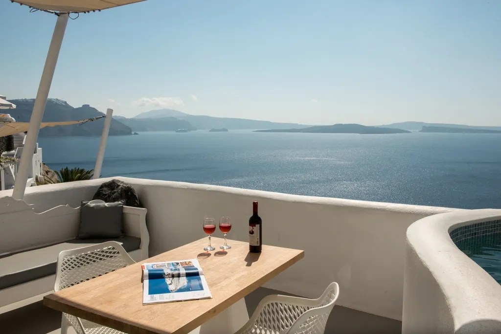 SUITE STANDARD Room, La Perla Villas and Suites, Santorini