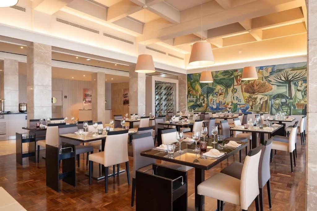 Restaurant, Vila Gale Collection Figueira da Foz Hotel, Porto