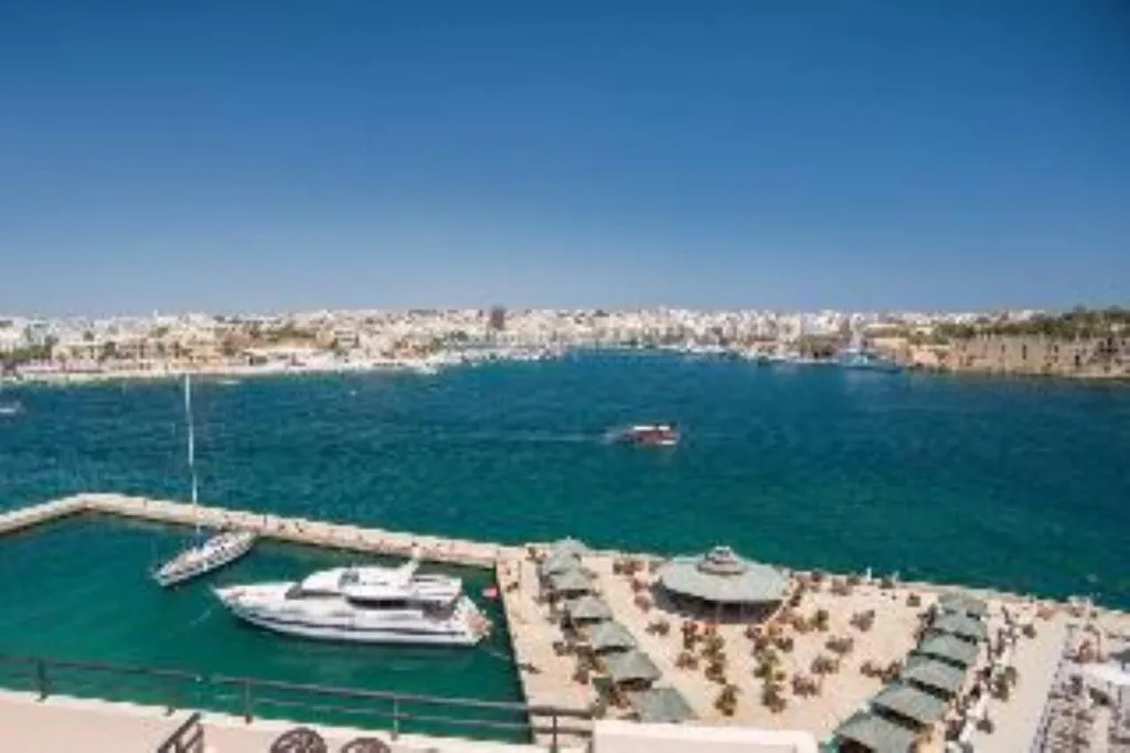 Double or Twin SEA FRONT Room, Grand Hotel Excelsior, Malta