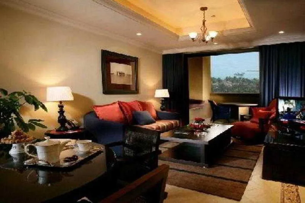 DOUBLE PREMIUM Room, Radisson Blu Hotel Dubai Barsha Heights, Dubai