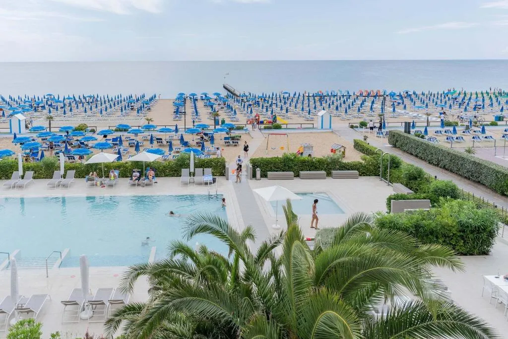 General view, Orient & Pacific, Venice