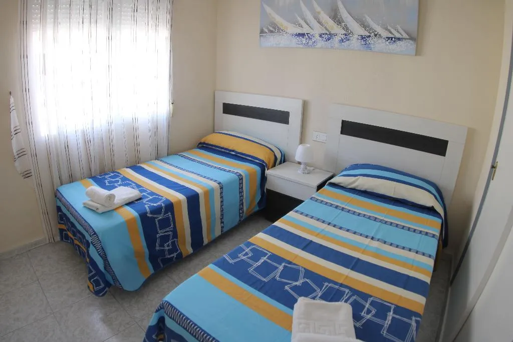 APARTMENT CAPACITY 4 TWO BEDROOMS Room, Marina Internacional, Costa Blanca