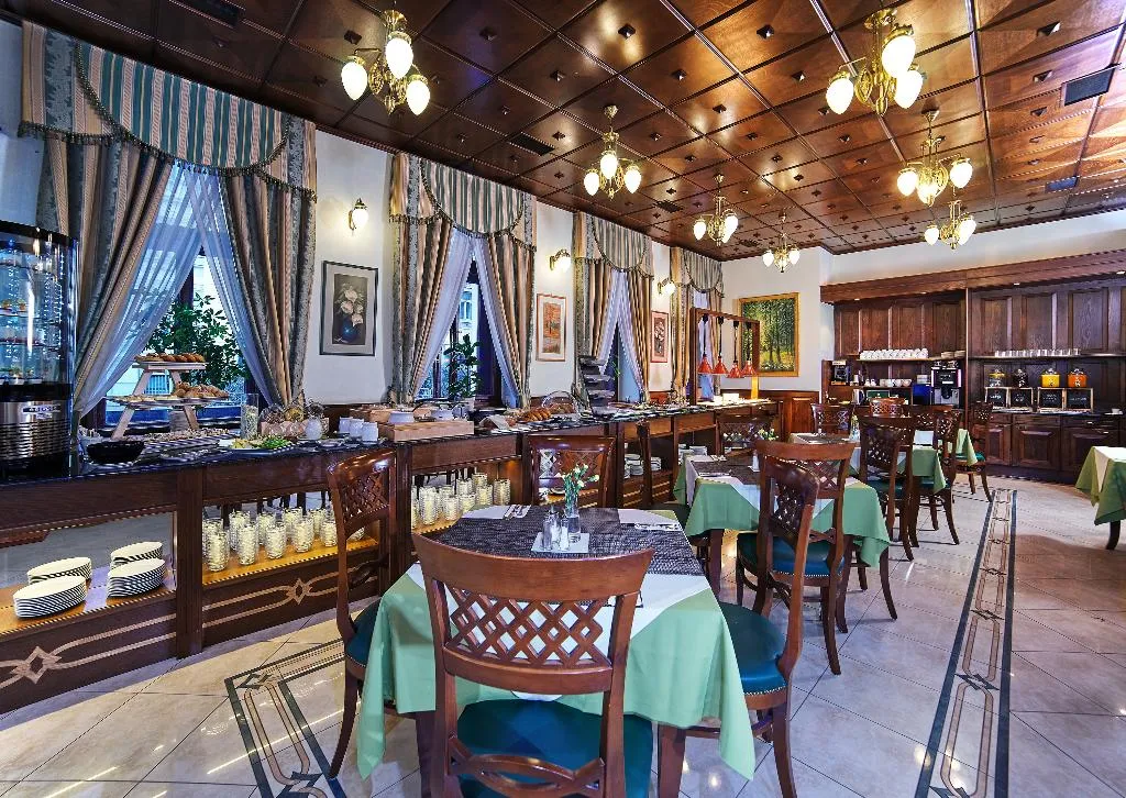 Restaurant, Green Garden Hotel Prague, Prague