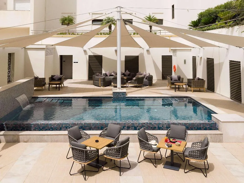 Pool, Novotel Tunis Lac, Tunisia