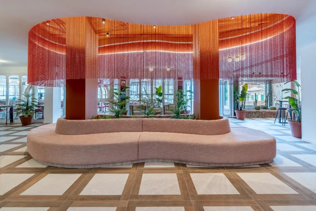 Lobby, tent Arenal, Majorca