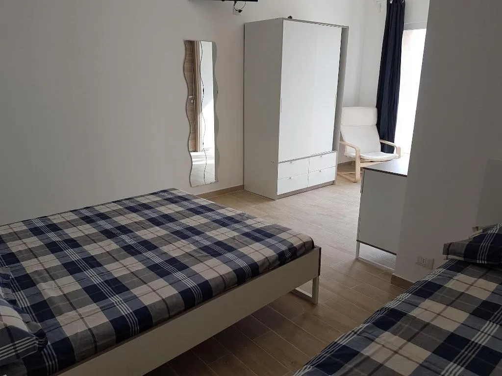 Room, Il Paradiso Sul Mare, Rome