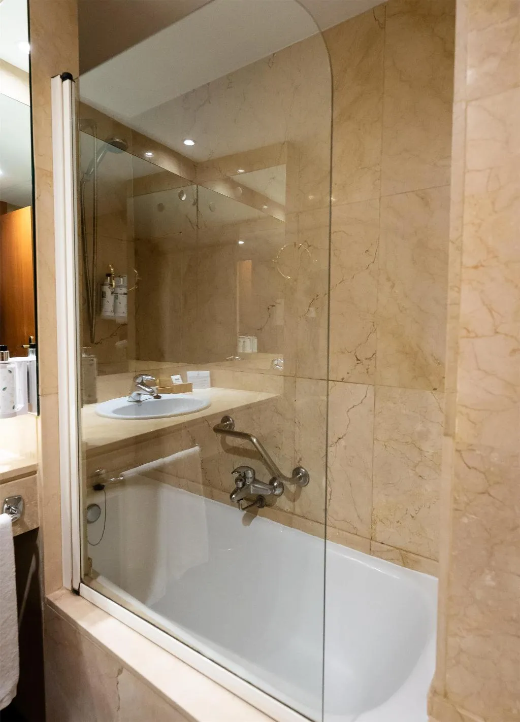 Room, Best Western Premier CMC Girona, Costa Brava