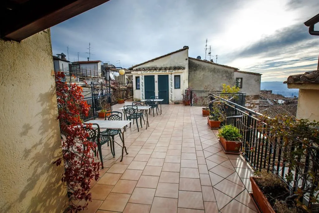 Terrace, Hotel Fortuna, Perugia
