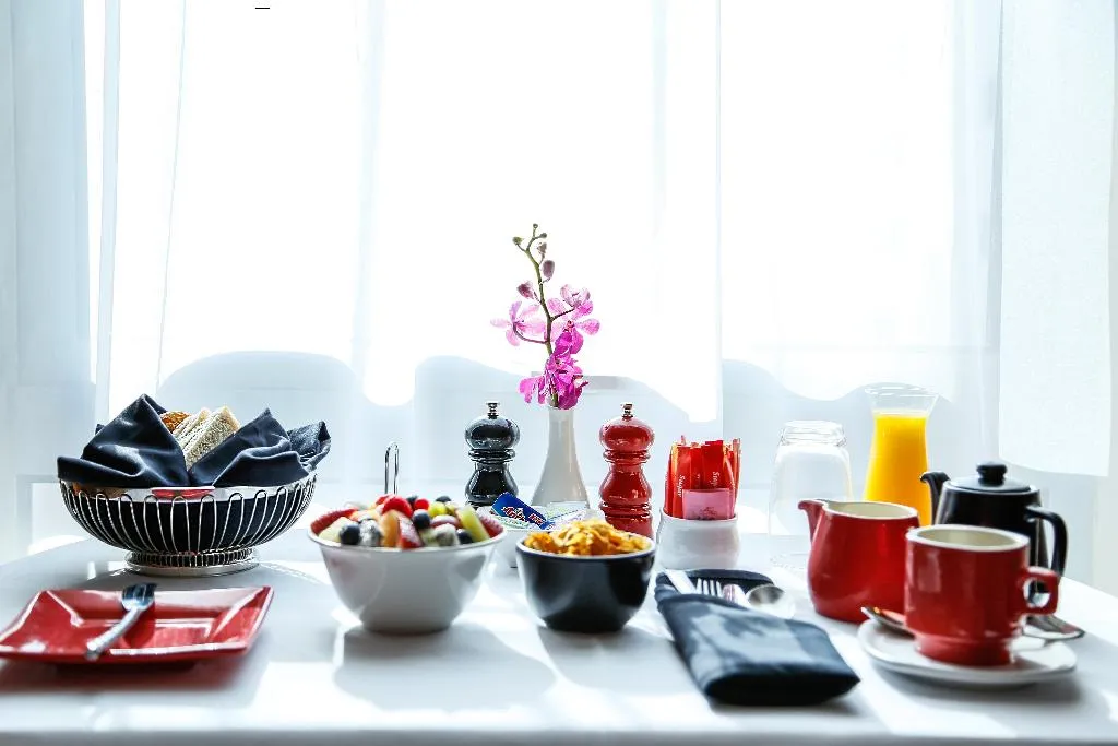 Restaurant, J5 Rimal Hotel Apartments, Dubai