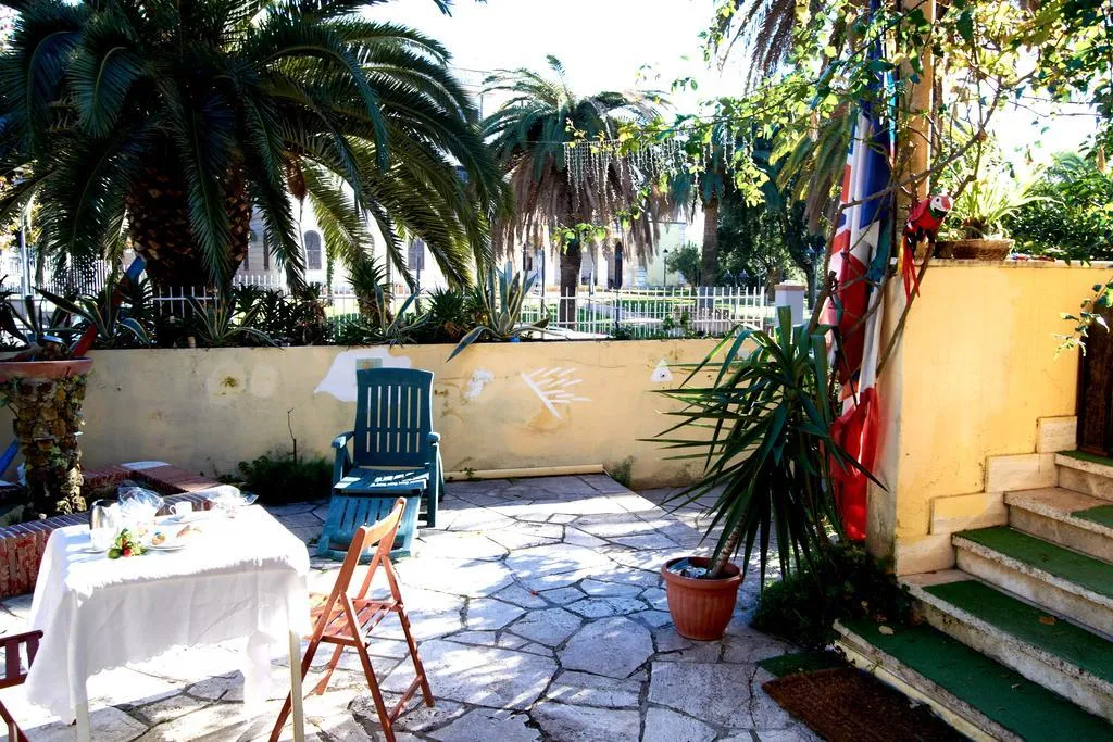Restaurant, B&B L Auberge, Rome