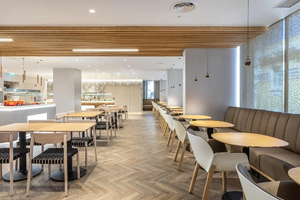 Restaurant, Holiday Inn Lisboa, Lisbon