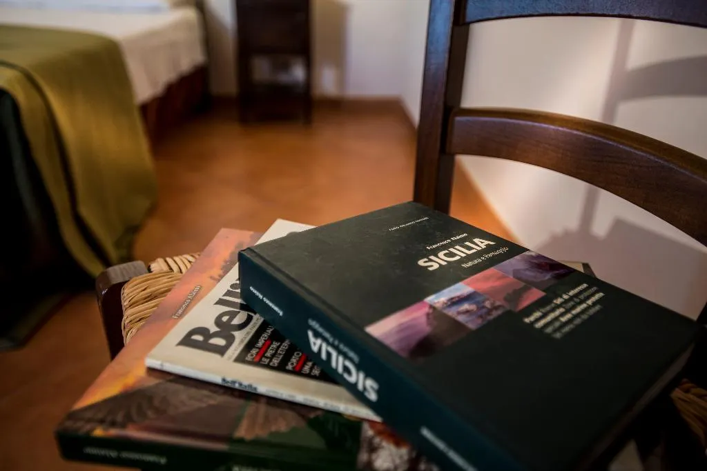 DOUBLE STANDARD Room, Masseria Rossella, Palermo