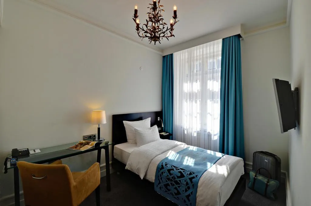 DOUBLE ECONOMY Room, Scandic Palace Copenhagen, Copenhagen