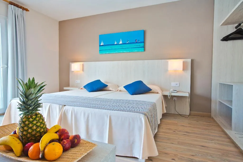STUDIO STANDARD Room, Hotel Club Es Talaial, Majorca