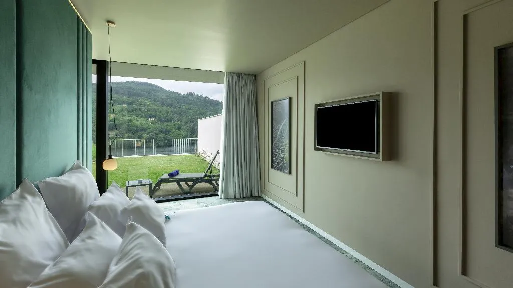 SUITE RIVER VIEW Room, Douro Royal Valley Hotel & Spa, Porto